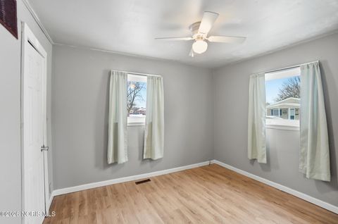 Tiny photo for 719 Davis Street, Findlay, OH 45840 (MLS # 10002778)