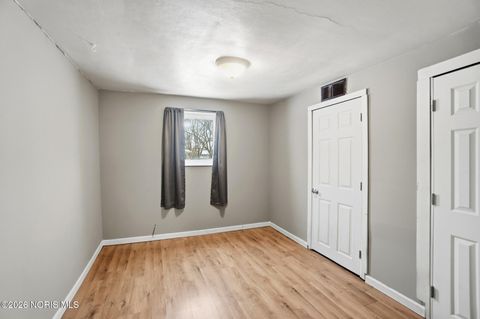 Tiny photo for 719 Davis Street, Findlay, OH 45840 (MLS # 10002778)