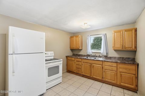 Tiny photo for 719 Davis Street, Findlay, OH 45840 (MLS # 10002778)