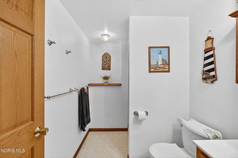 Tiny photo for 1917 Terri Rue, Northwood, OH 43619 (MLS # 10005647)