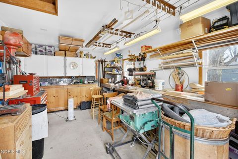 Tiny photo for 1917 Terri Rue, Northwood, OH 43619 (MLS # 10005647)