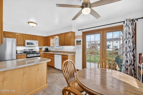 Tiny photo for 1917 Terri Rue, Northwood, OH 43619 (MLS # 10005647)