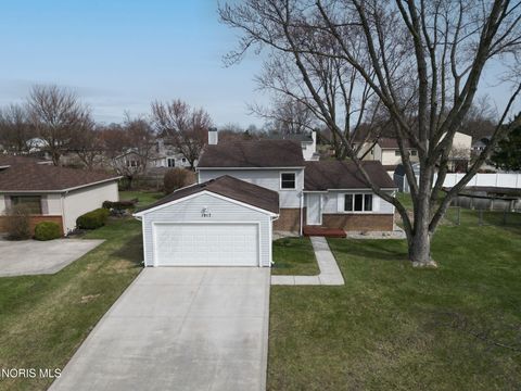 Tiny photo for 1917 Terri Rue, Northwood, OH 43619 (MLS # 10005647)
