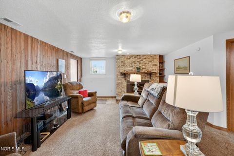 Tiny photo for 1917 Terri Rue, Northwood, OH 43619 (MLS # 10005647)