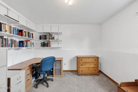 Tiny photo for 1917 Terri Rue, Northwood, OH 43619 (MLS # 10005647)