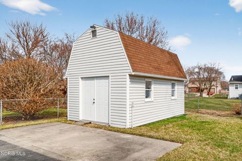 Tiny photo for 1917 Terri Rue, Northwood, OH 43619 (MLS # 10005647)