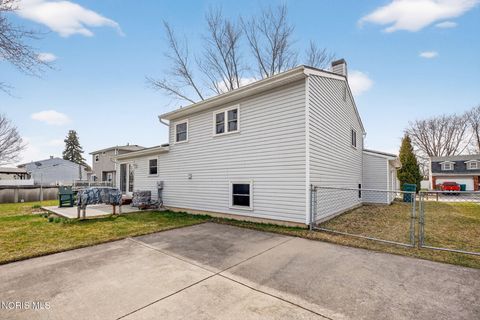 Tiny photo for 1917 Terri Rue, Northwood, OH 43619 (MLS # 10005647)