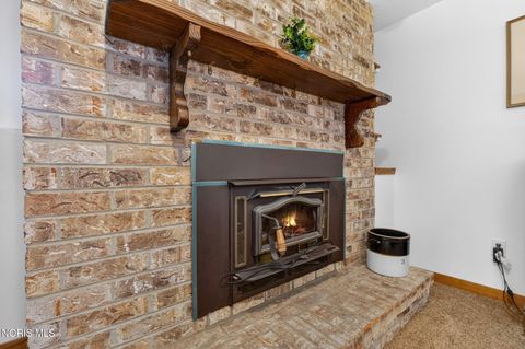 Tiny photo for 1917 Terri Rue, Northwood, OH 43619 (MLS # 10005647)