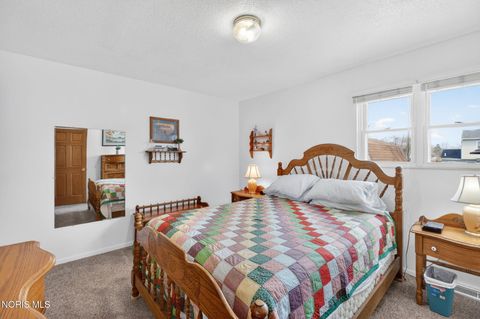 Tiny photo for 1917 Terri Rue, Northwood, OH 43619 (MLS # 10005647)