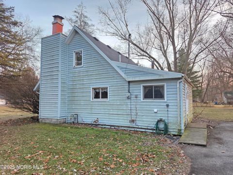 Tiny photo for 107 Merton Street, Holland, OH 43528 (MLS # 10002573)