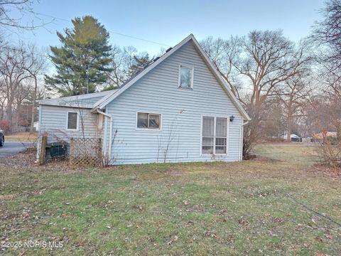 Tiny photo for 107 Merton Street, Holland, OH 43528 (MLS # 10002573)