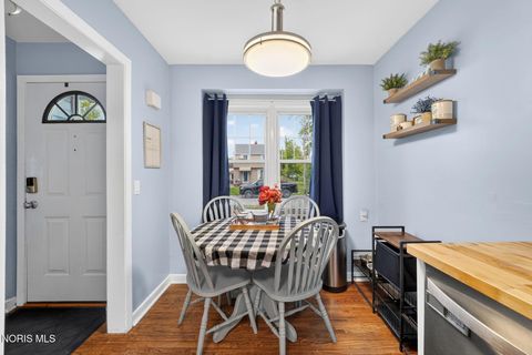 Tiny photo for 3133 Strathmoor Avenue, Toledo, OH 43614 (MLS # 10007019)