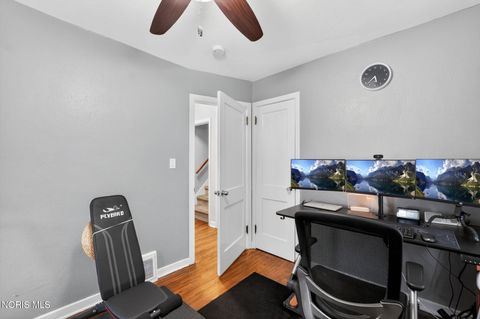 Tiny photo for 3133 Strathmoor Avenue, Toledo, OH 43614 (MLS # 10007019)