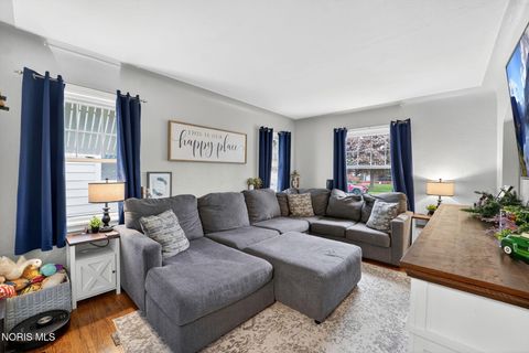 Tiny photo for 3133 Strathmoor Avenue, Toledo, OH 43614 (MLS # 10007019)