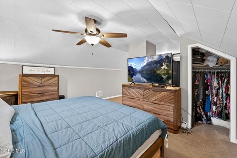 Tiny photo for 3133 Strathmoor Avenue, Toledo, OH 43614 (MLS # 10007019)