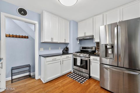 Tiny photo for 3133 Strathmoor Avenue, Toledo, OH 43614 (MLS # 10007019)