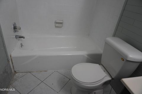 Tiny photo for 5665 Bernath Court, Toledo, OH 43615 (MLS # 10005328)