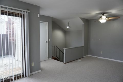 Tiny photo for 5665 Bernath Court, Toledo, OH 43615 (MLS # 10005328)