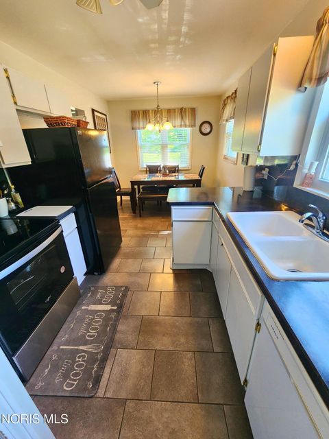 Tiny photo for 2701 Latonia Boulevard, Toledo, OH 43606 (MLS # 10008529)