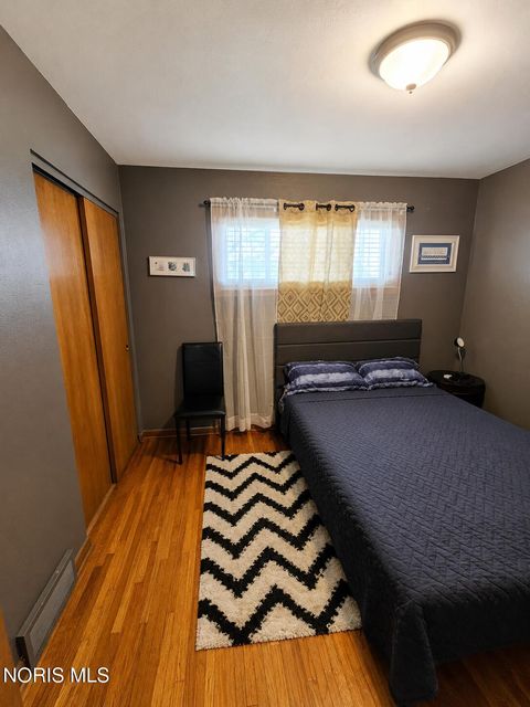 Tiny photo for 2701 Latonia Boulevard, Toledo, OH 43606 (MLS # 10008529)