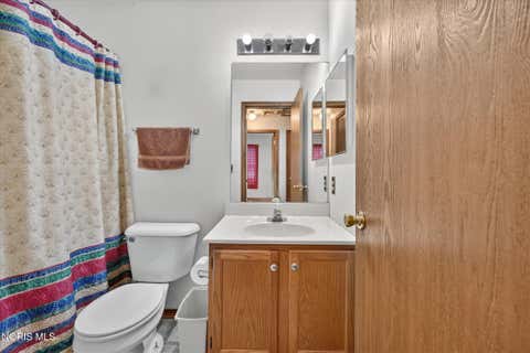 Tiny photo for 915 N Ontario Street, Toledo, OH 43604 (MLS # 10011859)