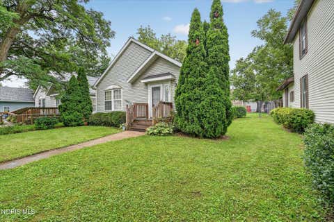 Tiny photo for 915 N Ontario Street, Toledo, OH 43604 (MLS # 10011859)