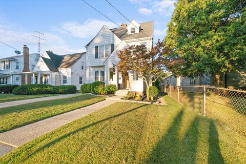Tiny photo for 4535 N Haven Avenue, Toledo, OH 43612 (MLS # 10000108)