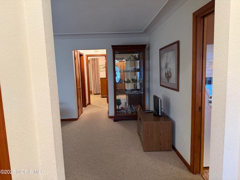 Tiny photo for 2434 Roseann Drive, Toledo, OH 43611 (MLS # 10001850)