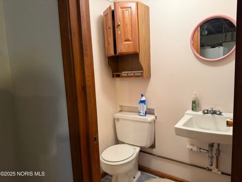 Tiny photo for 2434 Roseann Drive, Toledo, OH 43611 (MLS # 10001850)