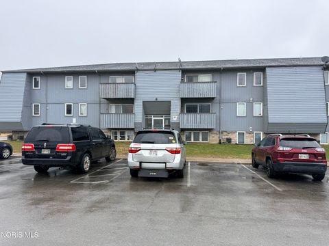 Condo For Sale - 6201 Garden Road #APT H135<br/> Maumee, OH 43537