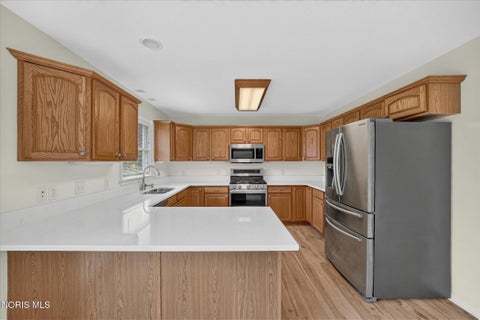 Tiny photo for 4528 Blystone Valley Drive, Maumee, OH 43537 (MLS # 10010178)