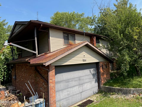 Tiny photo for 1995 Riverview Drive, Defiance, OH 43512 (MLS # 10013313)