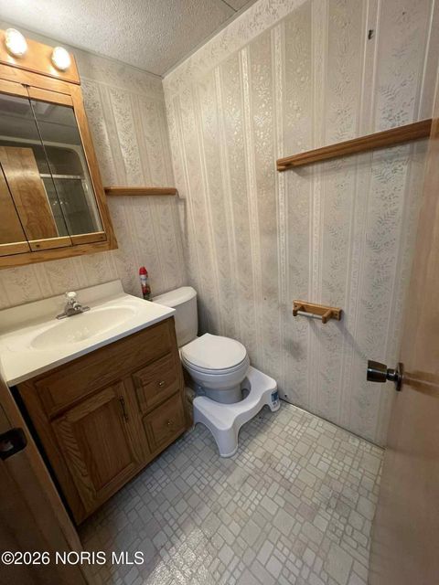 Tiny photo for 830 Mayfair Boulevard, Toledo, OH 43612 (MLS # 10002804)