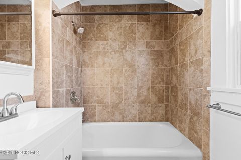 Tiny photo for 4755 301st Street, Toledo, OH 43611 (MLS # 10002570)