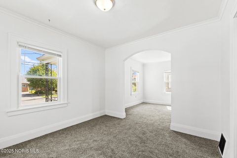 Tiny photo for 4755 301st Street, Toledo, OH 43611 (MLS # 10002570)