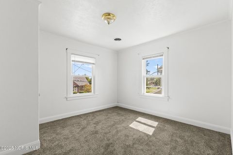 Tiny photo for 4755 301st Street, Toledo, OH 43611 (MLS # 10002570)