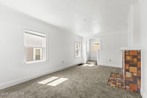 Tiny photo for 4755 301st Street, Toledo, OH 43611 (MLS # 10002570)