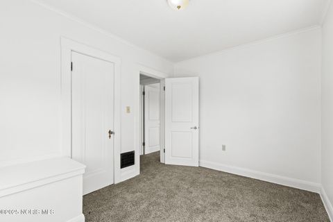 Tiny photo for 4755 301st Street, Toledo, OH 43611 (MLS # 10002570)