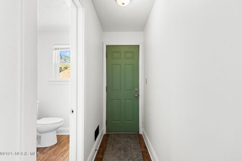 Tiny photo for 4755 301st Street, Toledo, OH 43611 (MLS # 10002570)