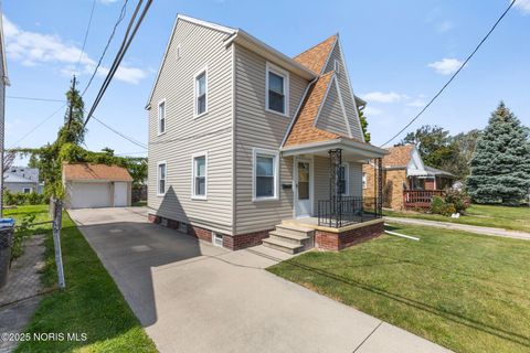Tiny photo for 4755 301st Street, Toledo, OH 43611 (MLS # 10002570)
