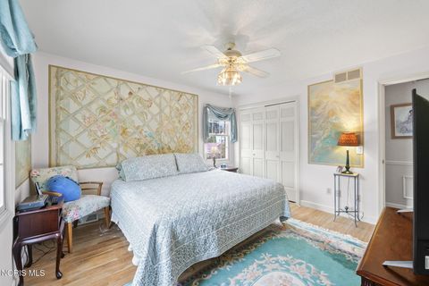 Tiny photo for 3024 Hopewell Place, Toledo, OH 43606 (MLS # 10005400)