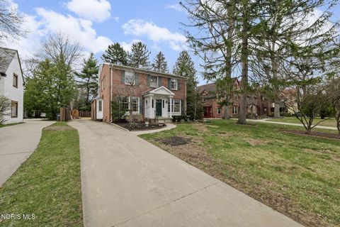 Tiny photo for 3024 Hopewell Place, Toledo, OH 43606 (MLS # 10005400)