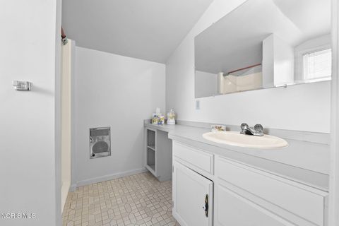 Tiny photo for 3024 Hopewell Place, Toledo, OH 43606 (MLS # 10005400)