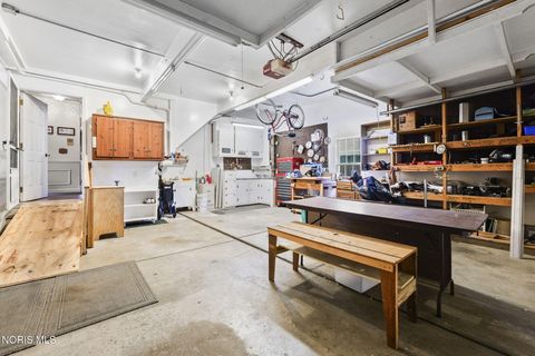 Tiny photo for 3024 Hopewell Place, Toledo, OH 43606 (MLS # 10005400)