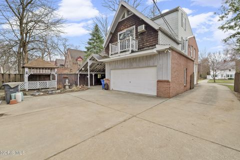 Tiny photo for 3024 Hopewell Place, Toledo, OH 43606 (MLS # 10005400)