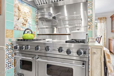 Tiny photo for 3024 Hopewell Place, Toledo, OH 43606 (MLS # 10005400)