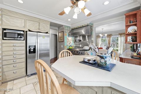 Tiny photo for 3024 Hopewell Place, Toledo, OH 43606 (MLS # 10005400)