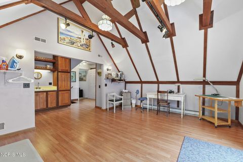 Tiny photo for 3024 Hopewell Place, Toledo, OH 43606 (MLS # 10005400)