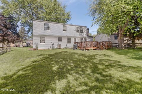Tiny photo for 2203 Longport Drive, Maumee, OH 43537 (MLS # 10007466)