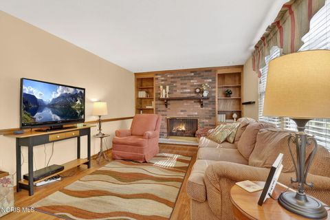 Tiny photo for 2203 Longport Drive, Maumee, OH 43537 (MLS # 10007466)